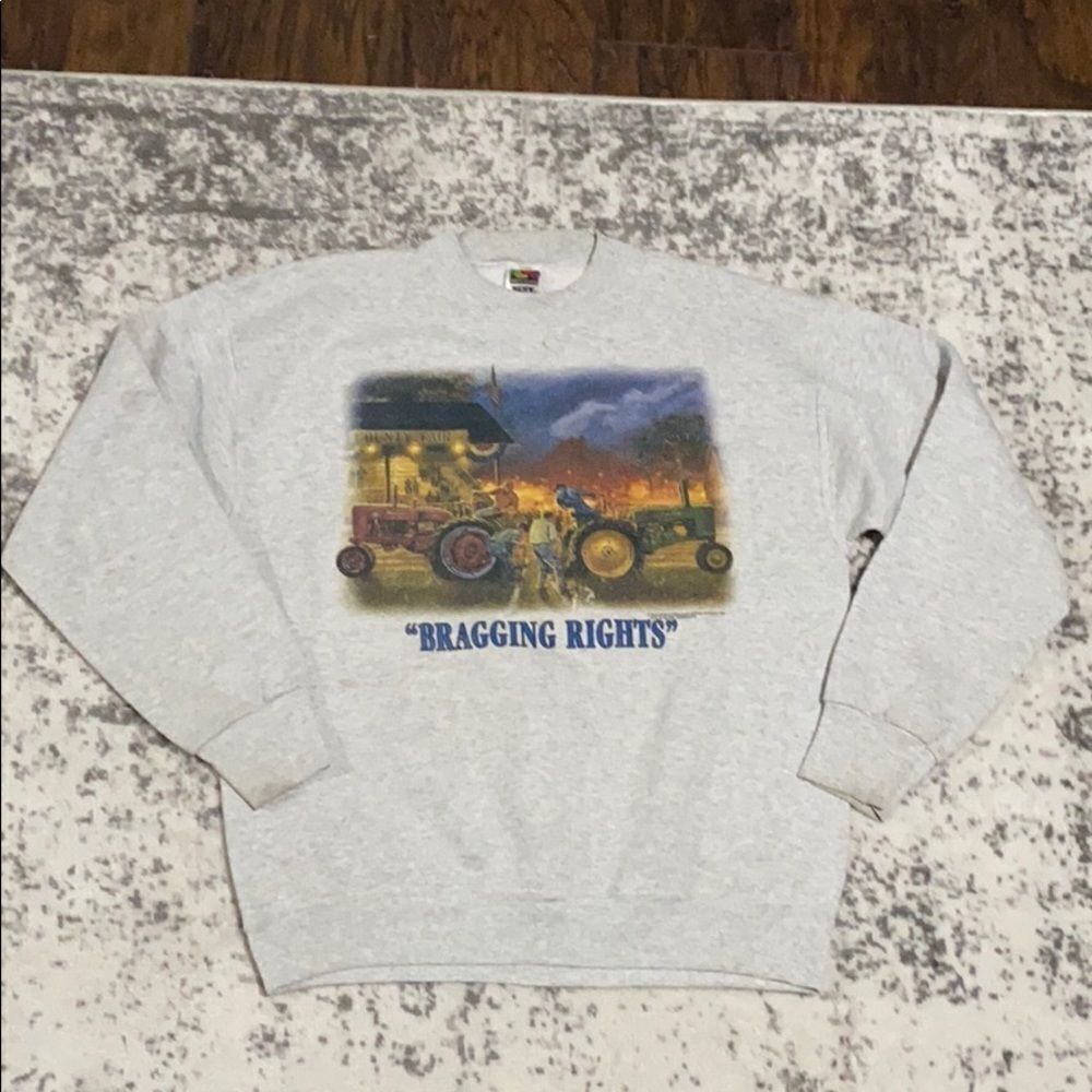 VTG Fruit of the loom sweatshirt size Lg John Deere Farmall graphic on chest